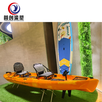 Canoa moldeada rotativa duradera y confiable con diseño de casco y capacidad personalizados